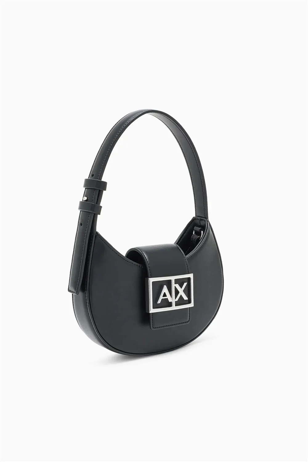Armani Exchange — mankensiz ürün çekimi, düz zemin
